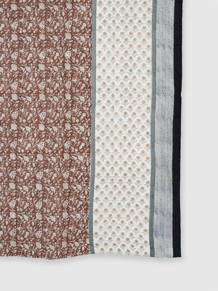 Cicava Reversible Printed Quilt