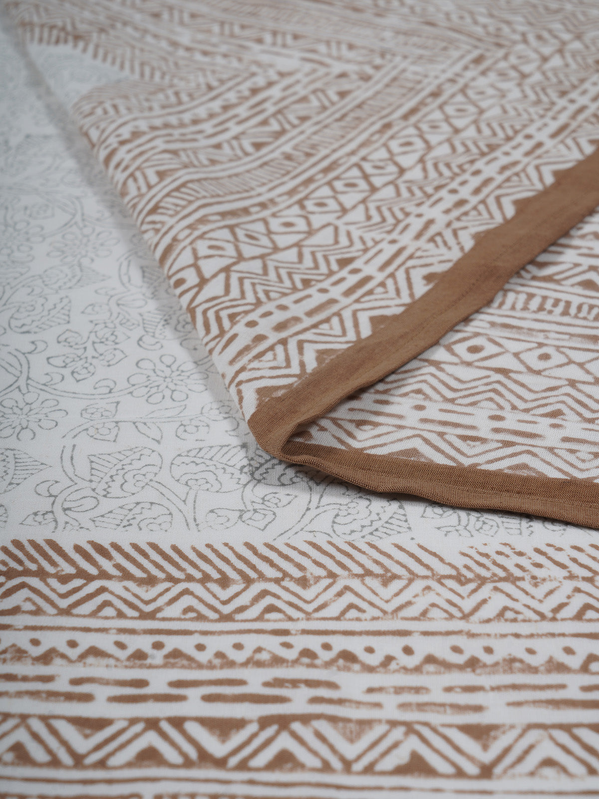 Salvatur Printed Table Cover