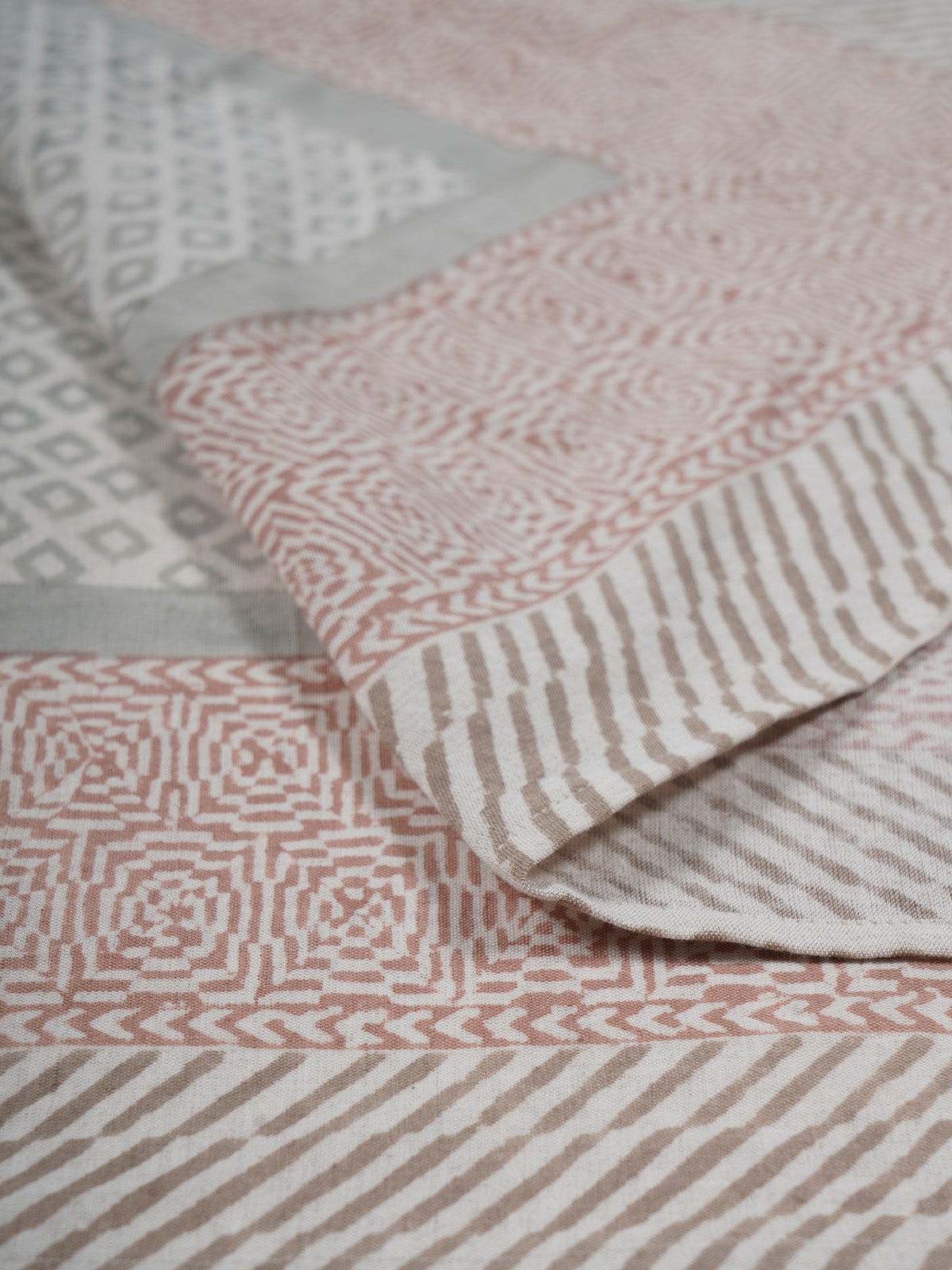 Stronka Printed Table Cover