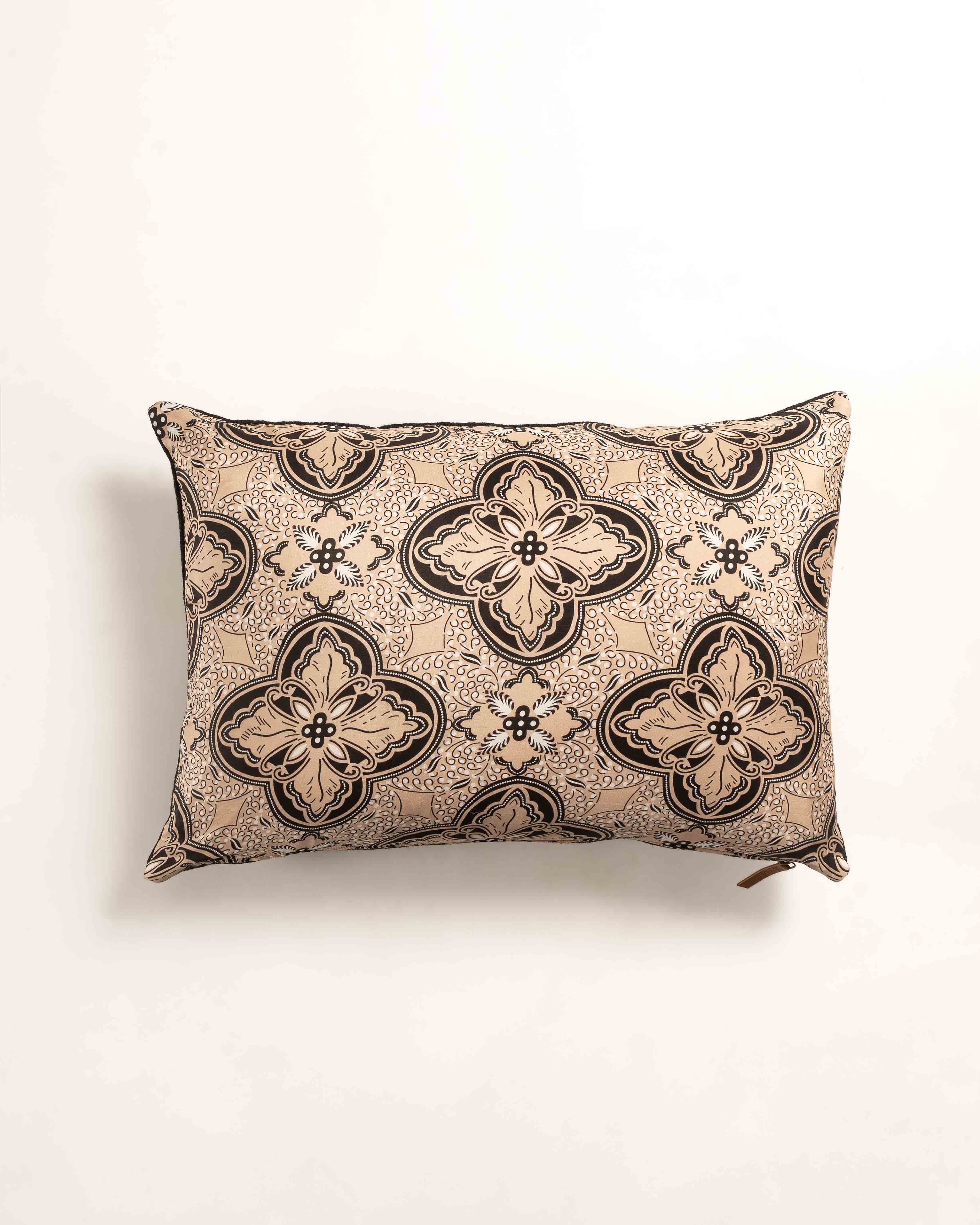 Bugibba Printed Cushion Cover
