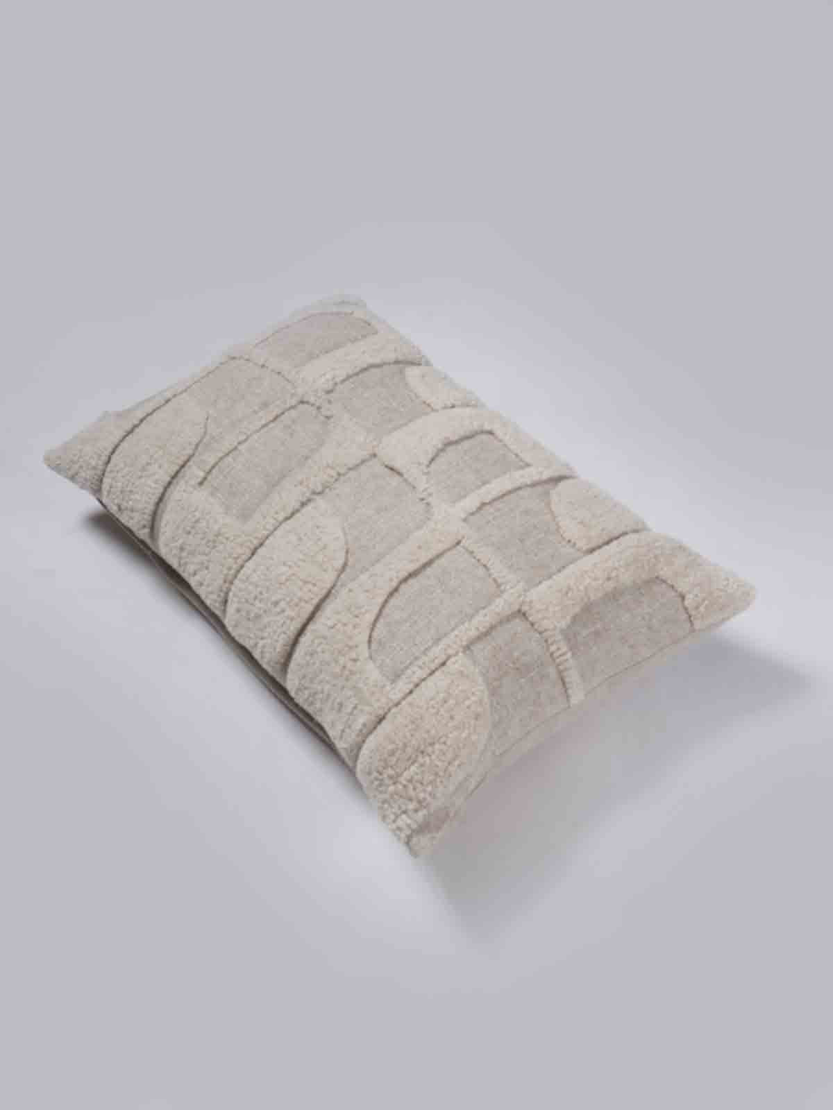 Luban Tuffted Cushion Cover