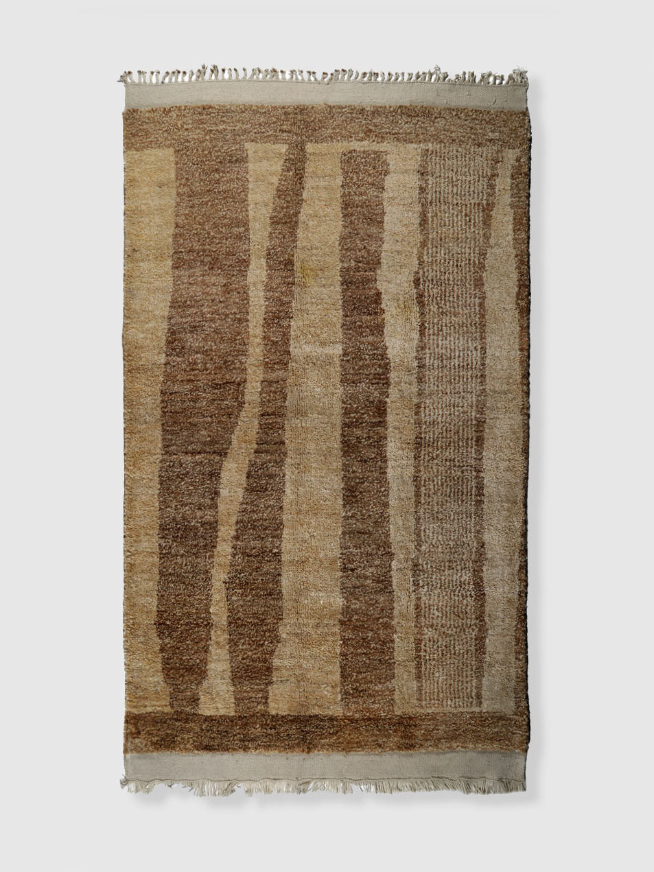 Tvrdosin Jute Knotted Carpet