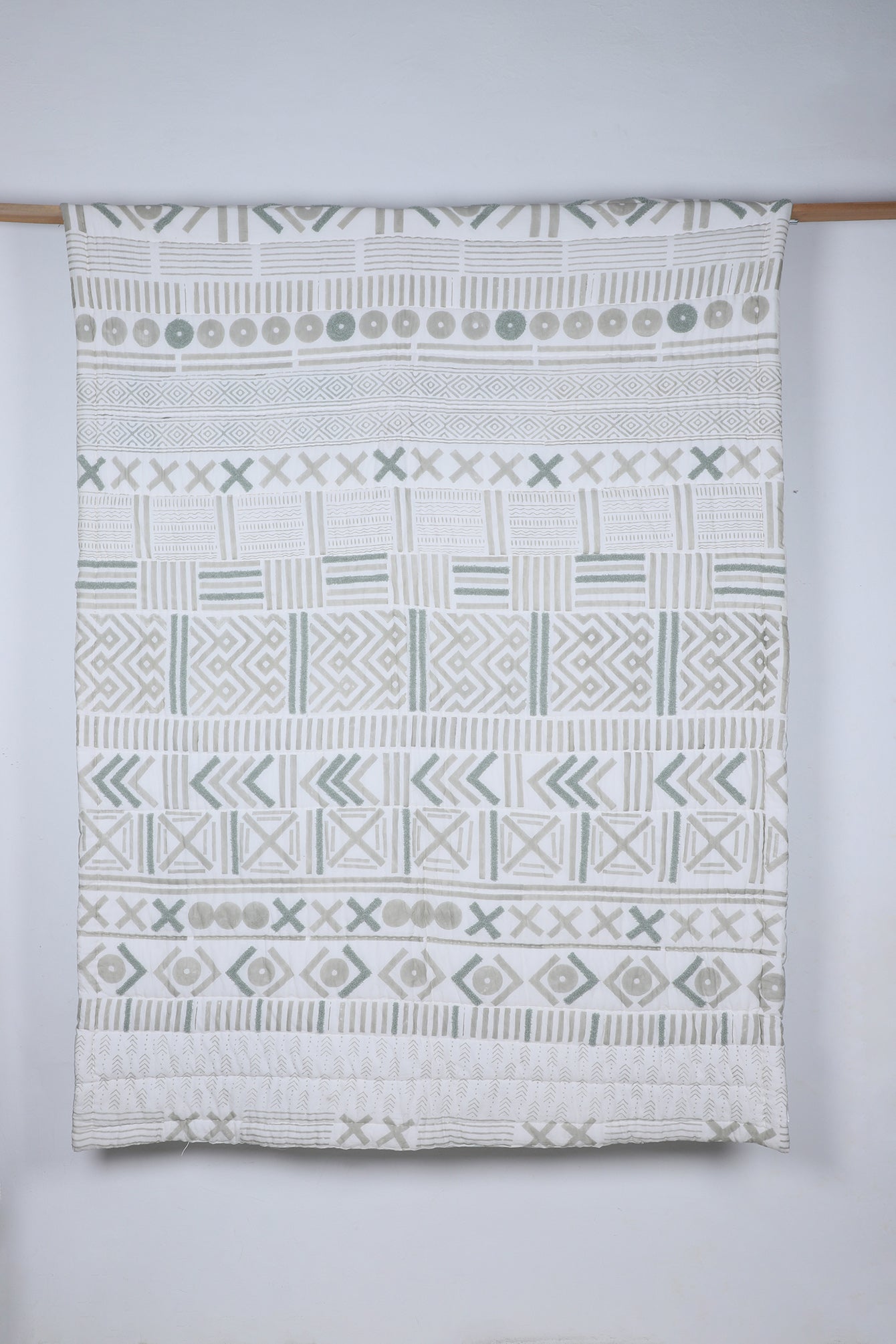 Minden Printed Quilt With Embroidery