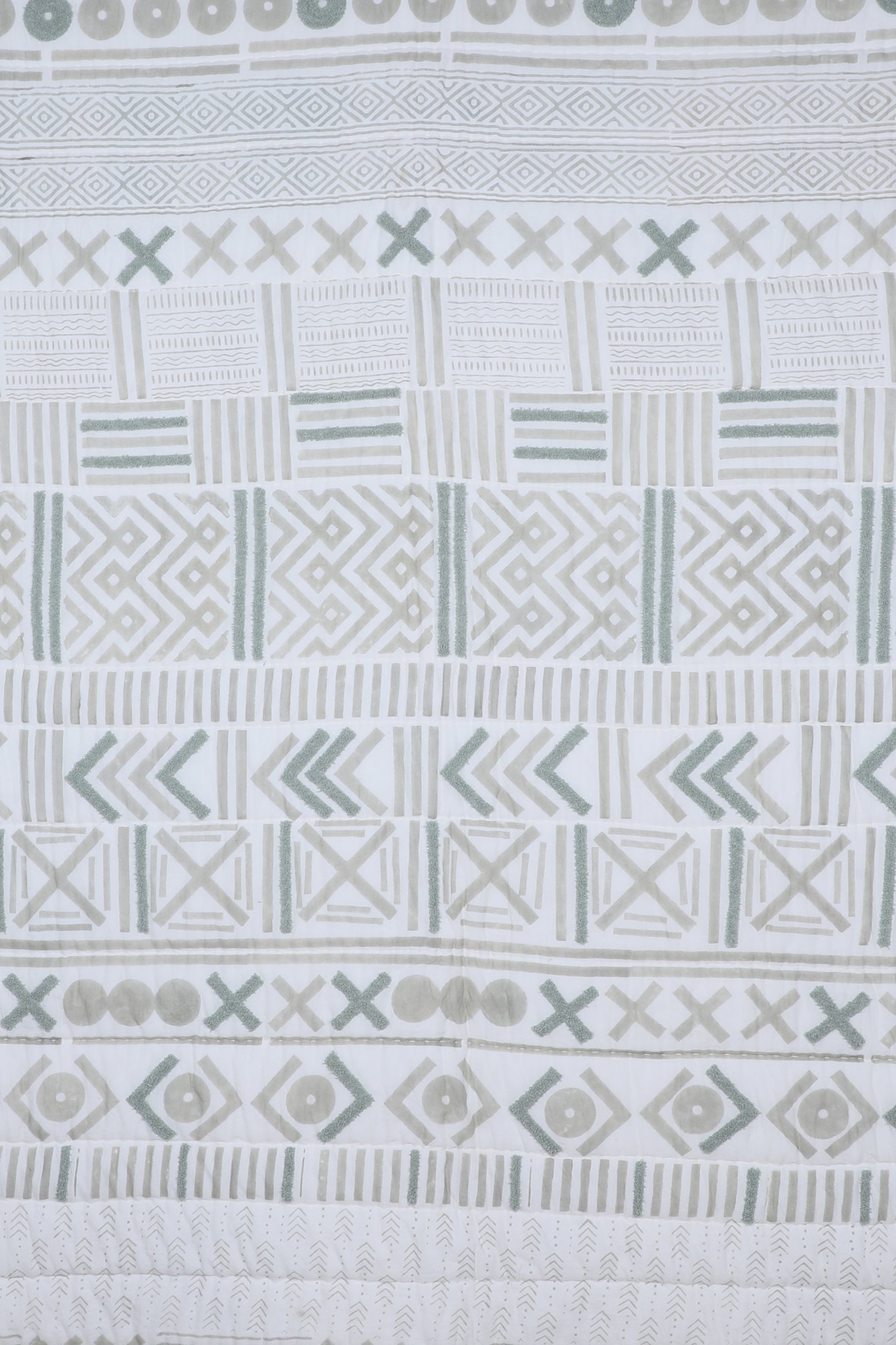 Münster Printed Quilt With Embroidery
