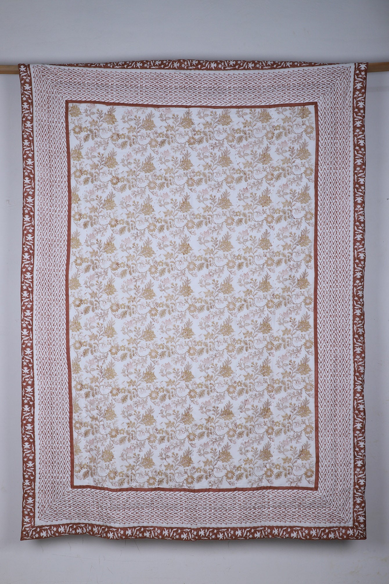 Olivet Printed Quilt With Embroidery