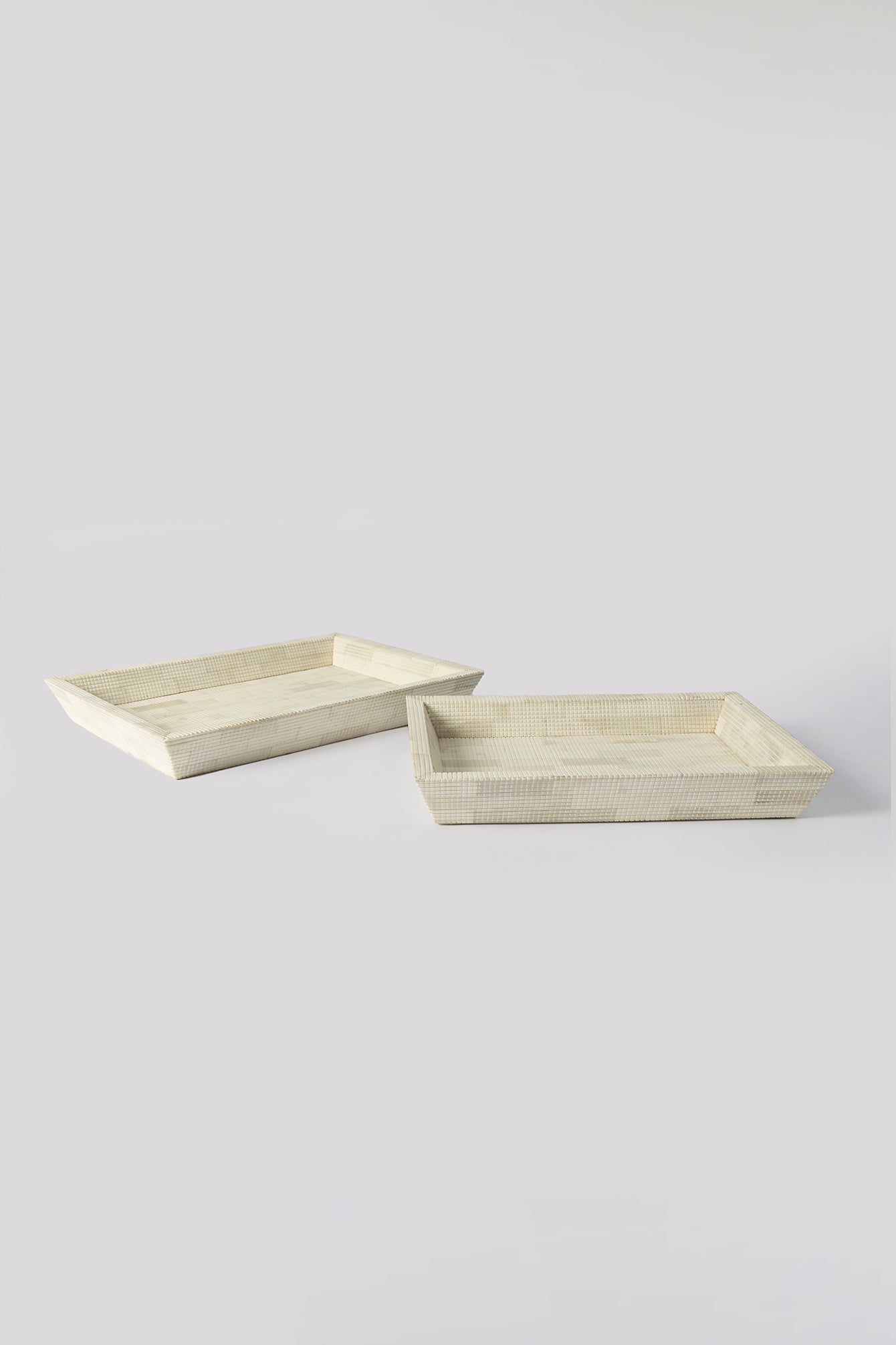 Mustvee Wooden Bone Inlay Tray (Set of Two)
