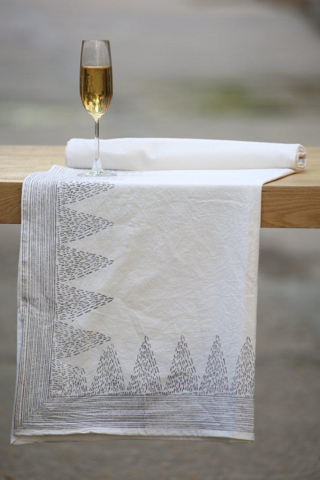 Ceppuna Printed Table Cover