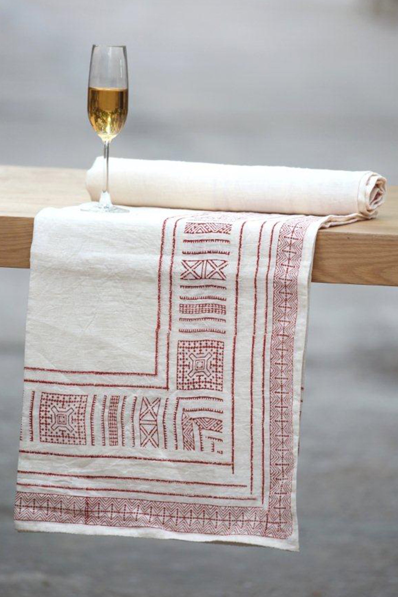 Fgieni Printed Table Cover