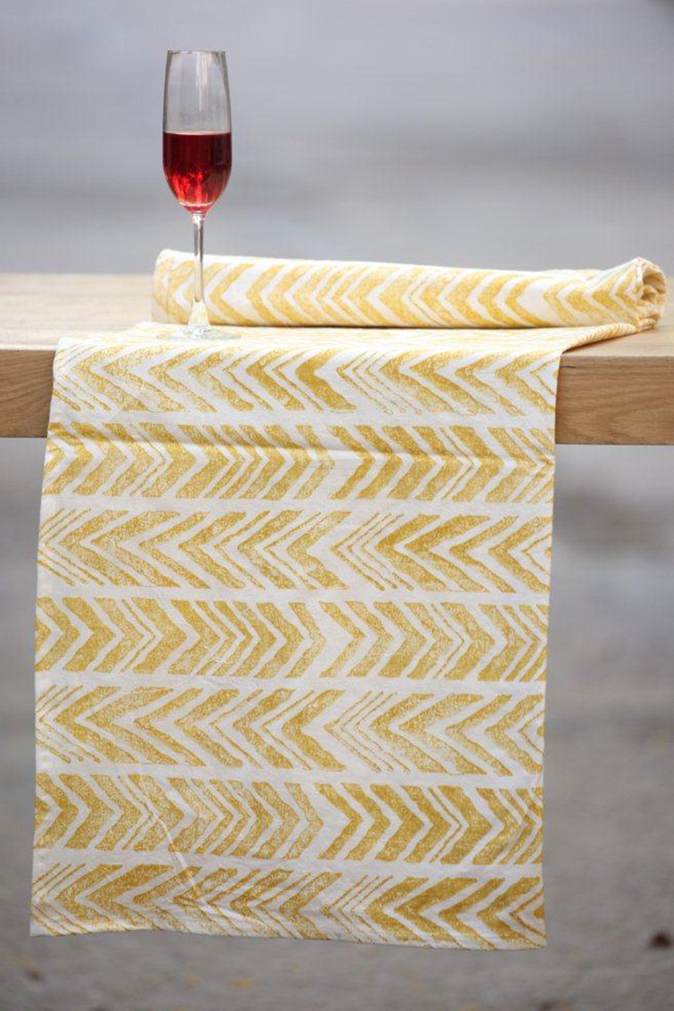 Menha Printed Table Cover